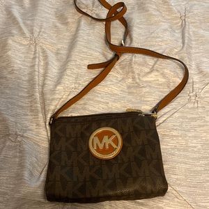 Michael kors purse